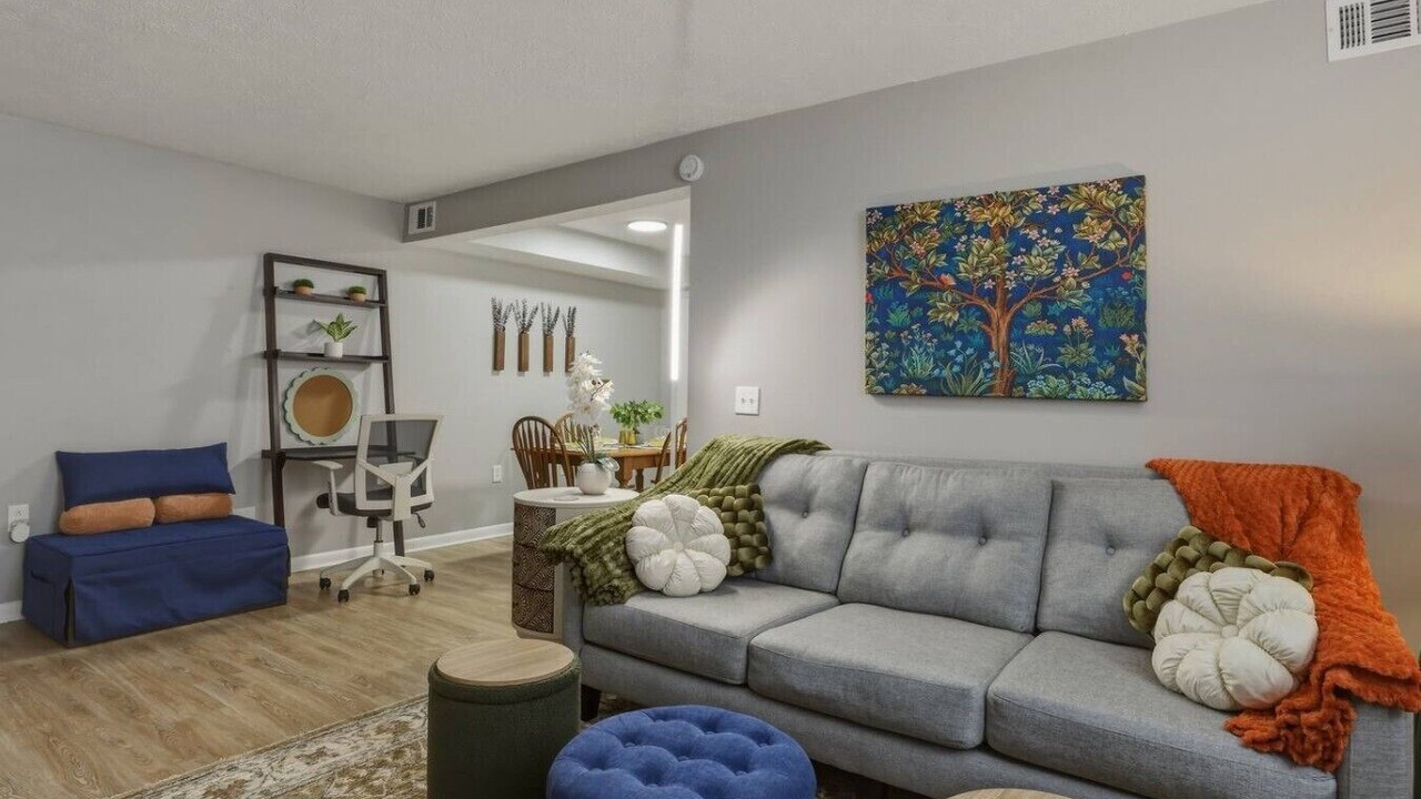 Photo of Livingroom in Corning