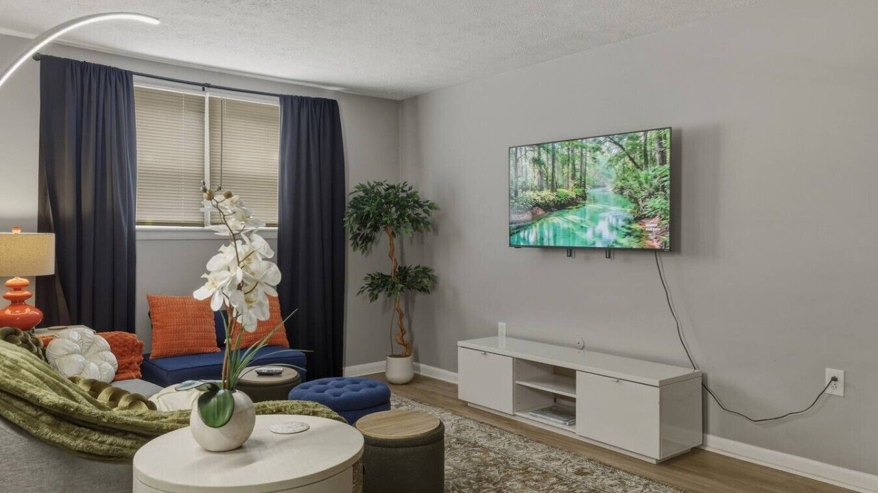 Photo of Livingroom in Corning