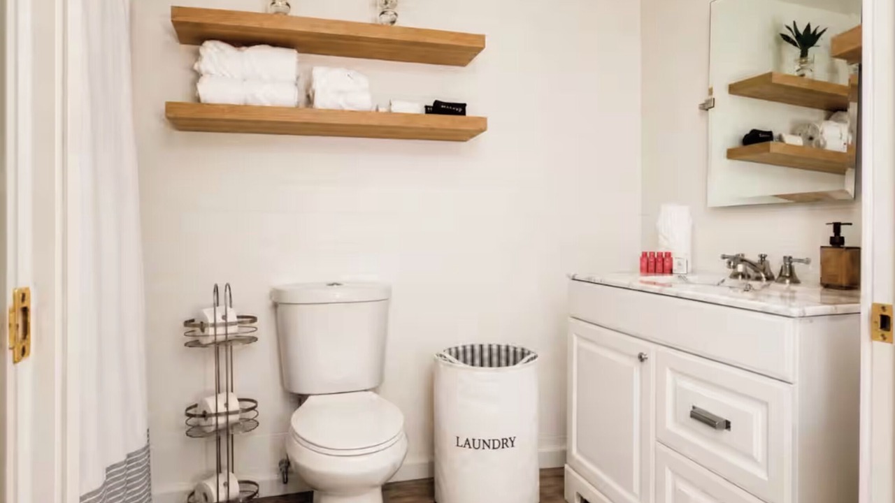 Photo of Bathroom in Hudson