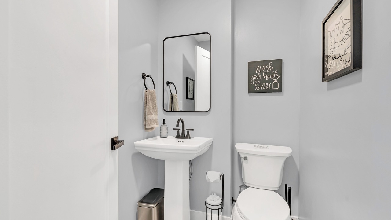 Photo of Bathroom in Higganum