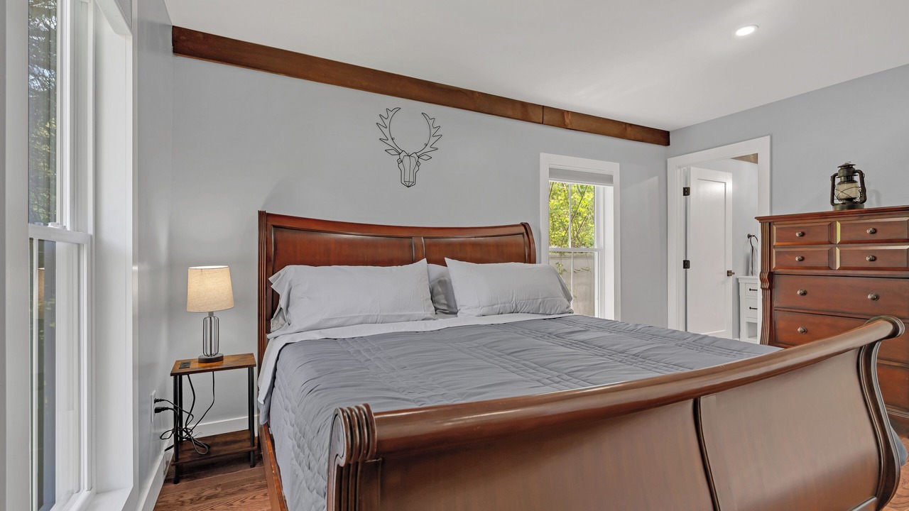 Photo of Bedroom in Higganum