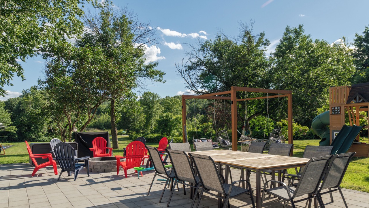 Photo of Outdoor in Hudson