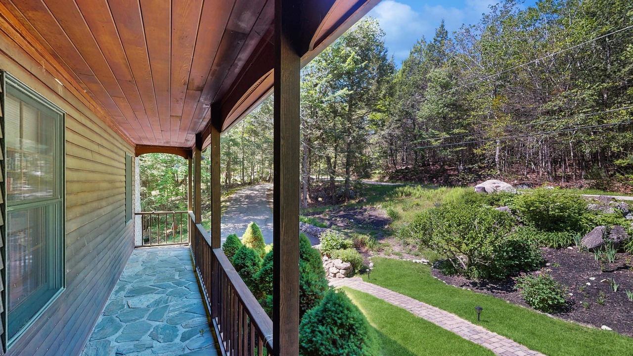 Photo of Patio Balcony in South Casco