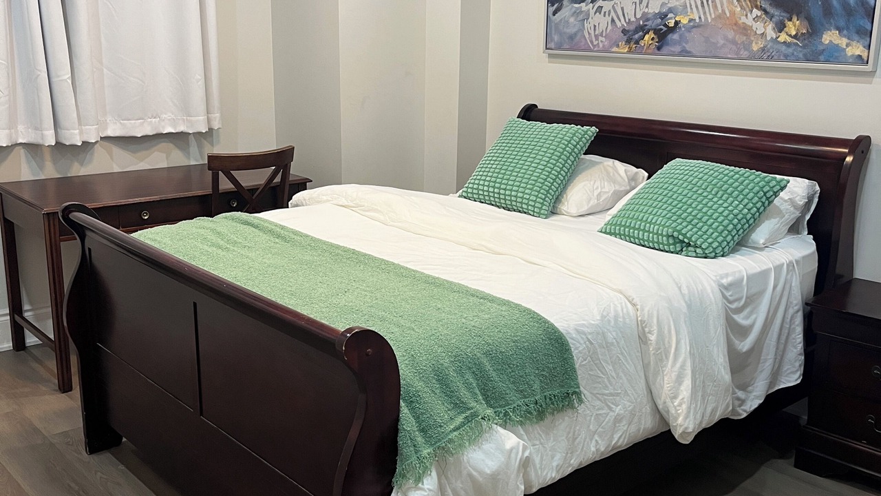 Photo of Bedroom in Oakville
