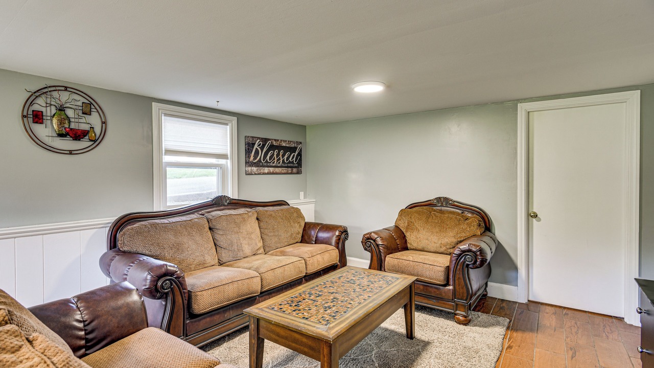 Photo of Livingroom in Easton