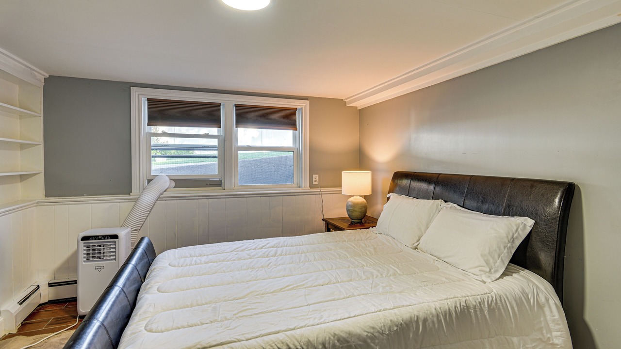Photo of Bedroom in Easton