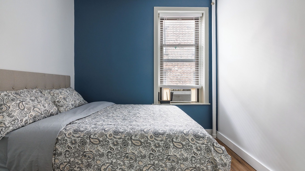 Photo of Bedroom in Bloomingdale