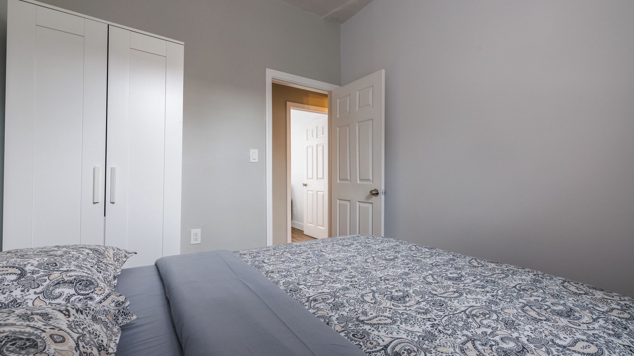 Photo of Bedroom in Bloomingdale