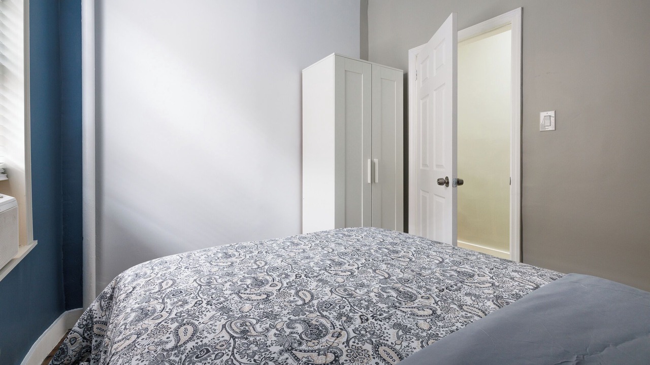 Photo of Bedroom in Bloomingdale