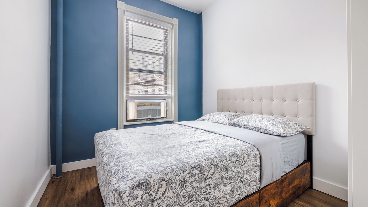 Photo of Bedroom in Bloomingdale