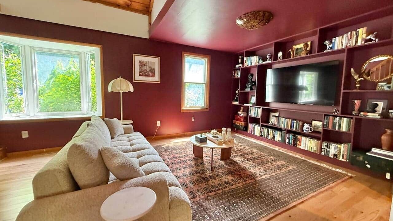 Photo of Livingroom in Jefferson Heights