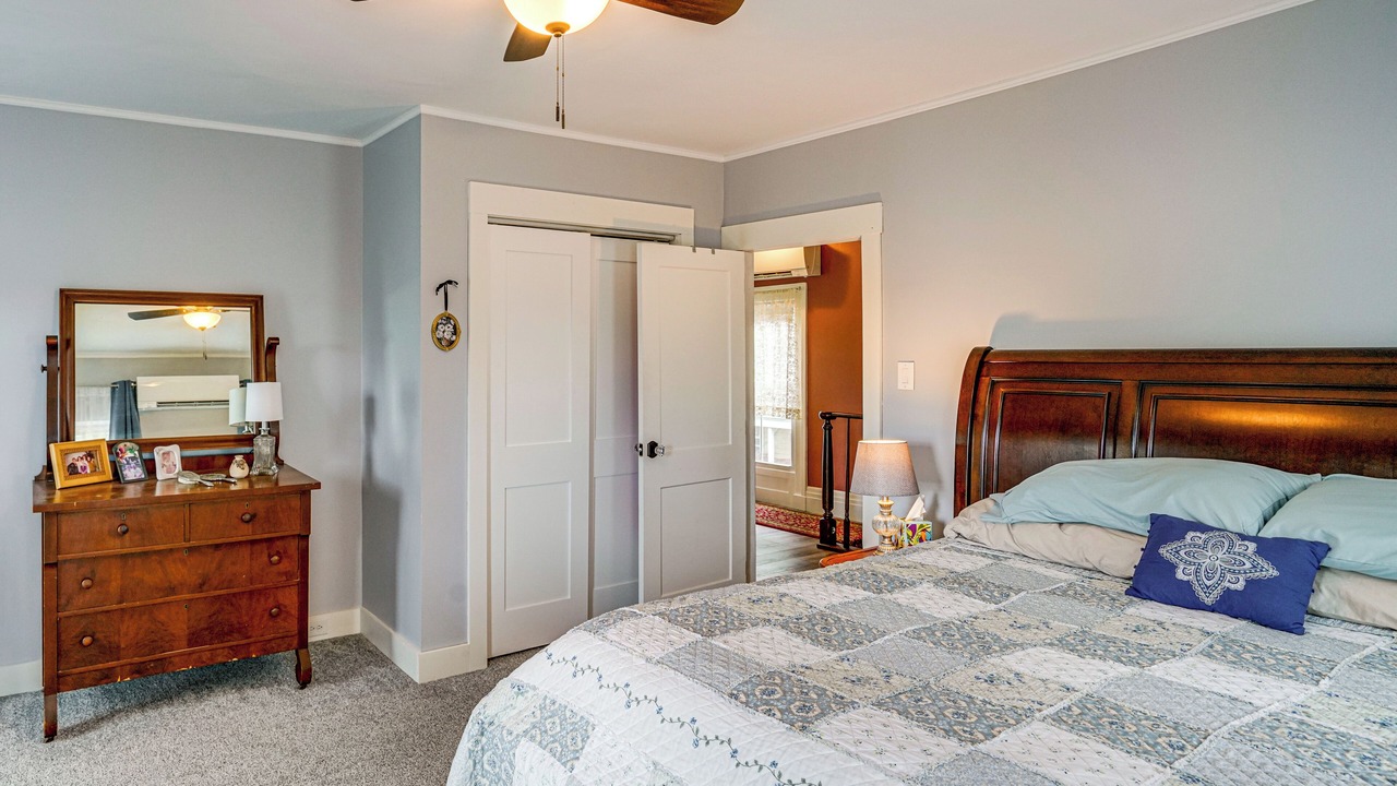 Photo of Bedroom in Coxsackie