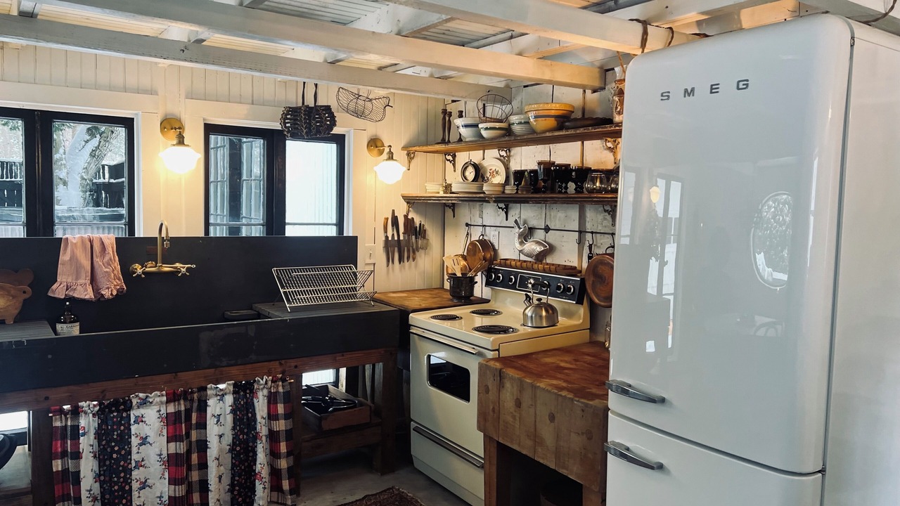Photo of Kitchen in Deep River Center