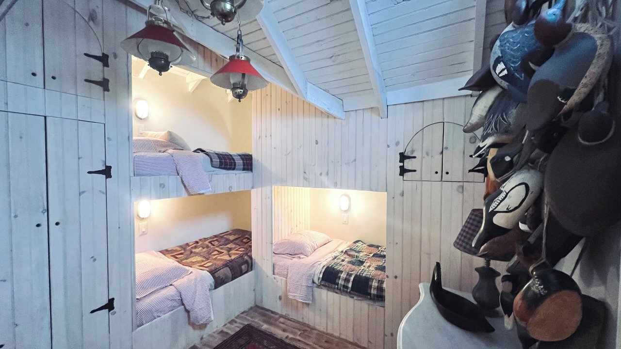 Photo of Bedroom in Deep River Center
