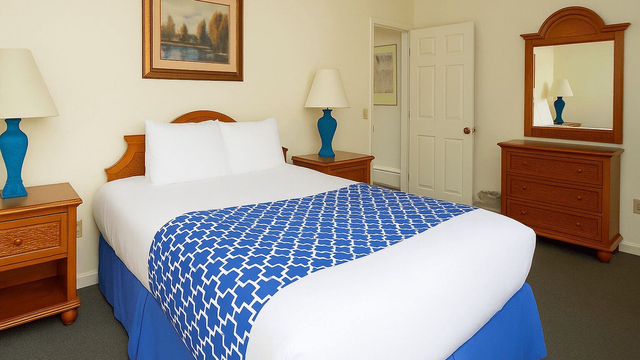 Photo of Bedroom in Lenox Dale