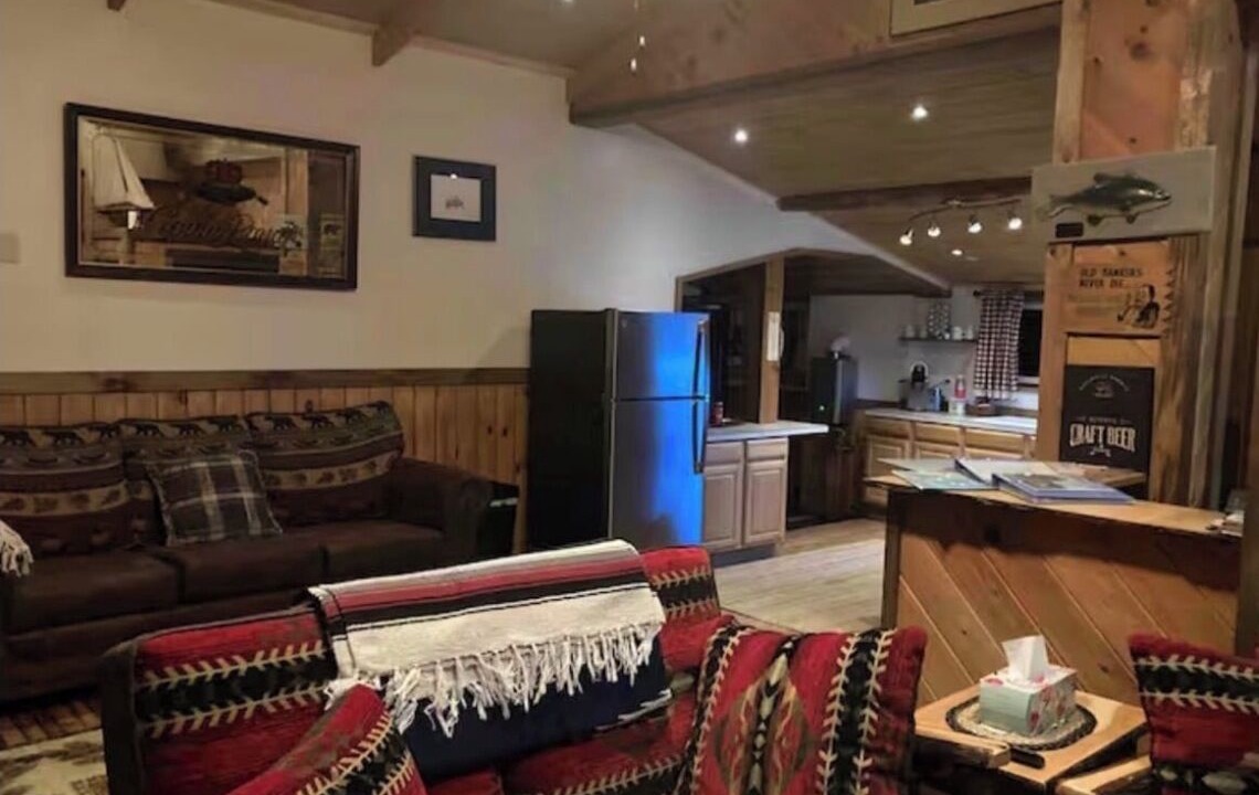 Photo of Livingroom in Port Kent