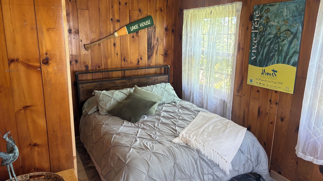 Photo of Bedroom in Champlain