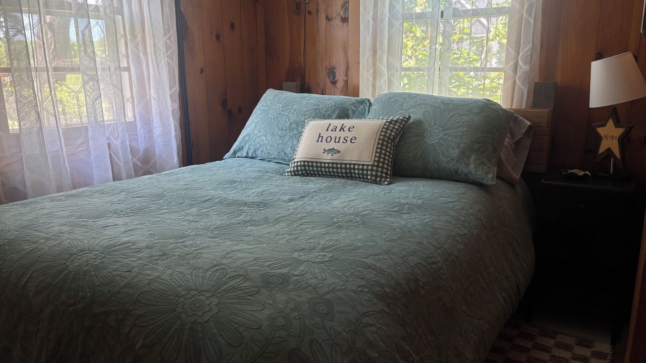 Photo of Bedroom in Champlain