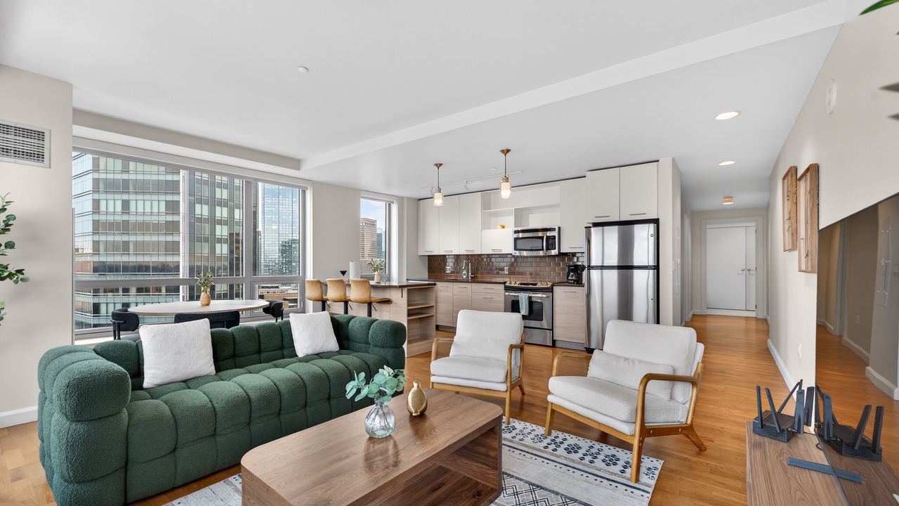 Photo of Livingroom in Downtown Boston