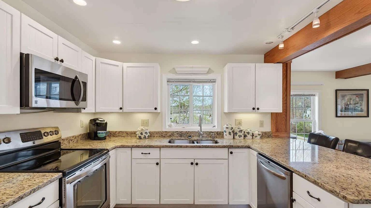 Photo of Kitchen in Ocean Park
