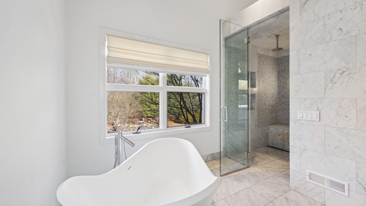 Photo of Bathroom in Sagaponack
