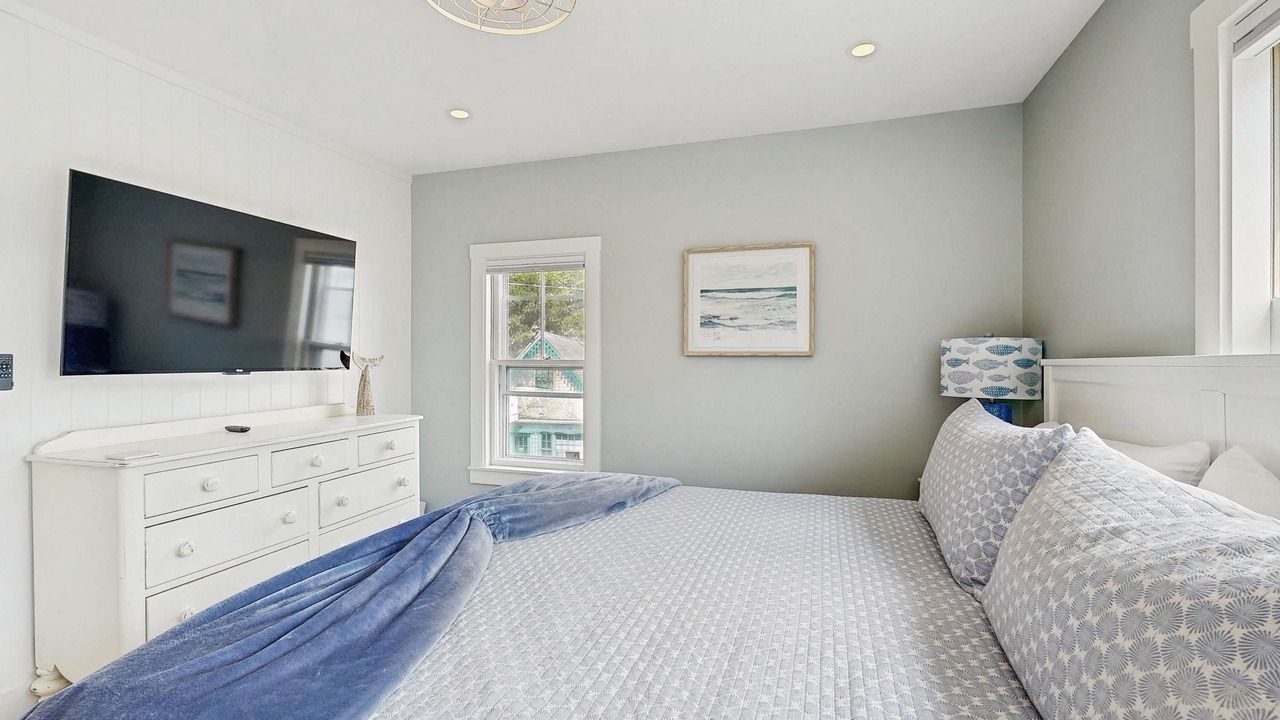 Photo of Bedroom in Oak Bluffs