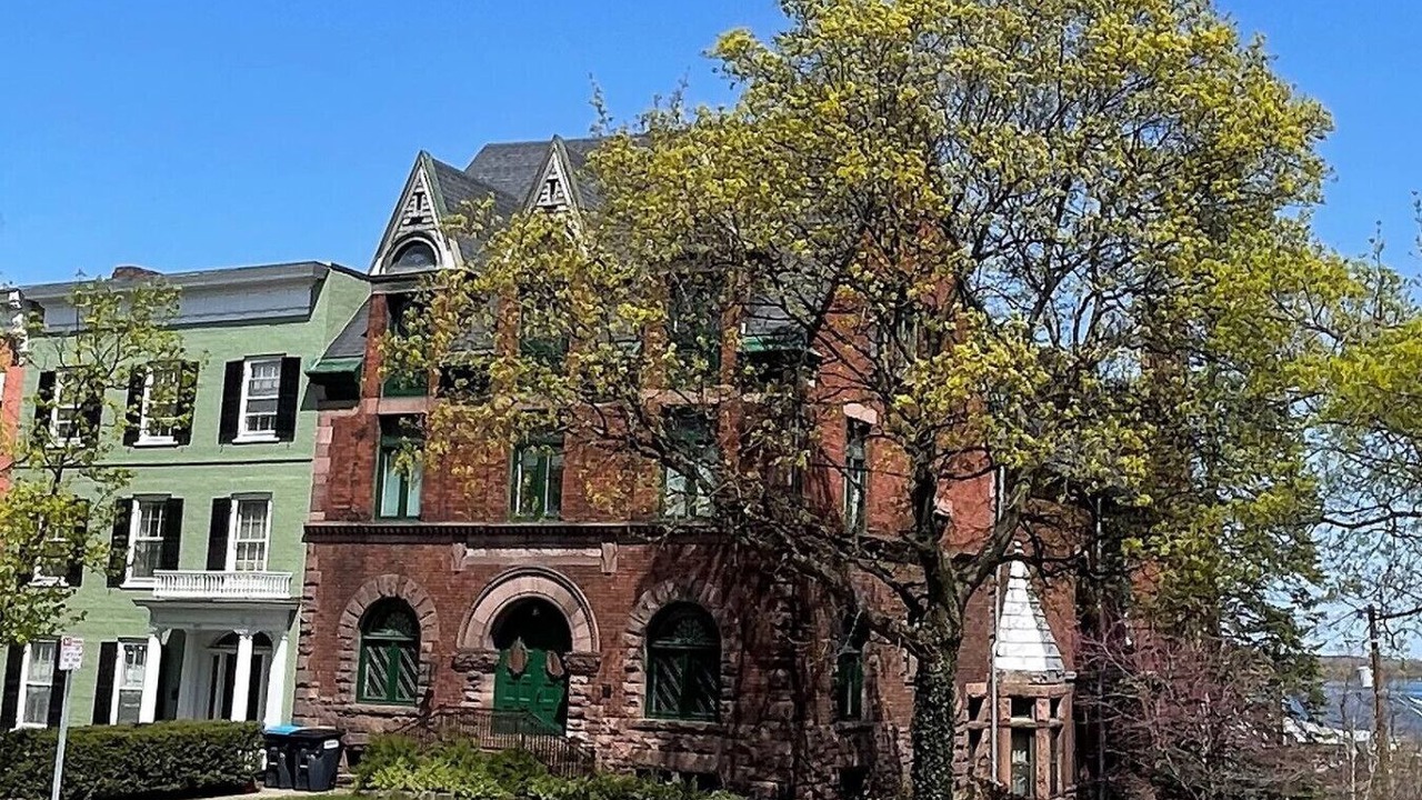 Photo of Outdoor in South Main Street