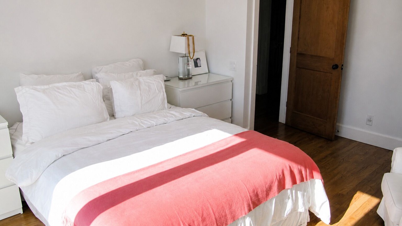 Photo of Bedroom in Amagansett Lanes