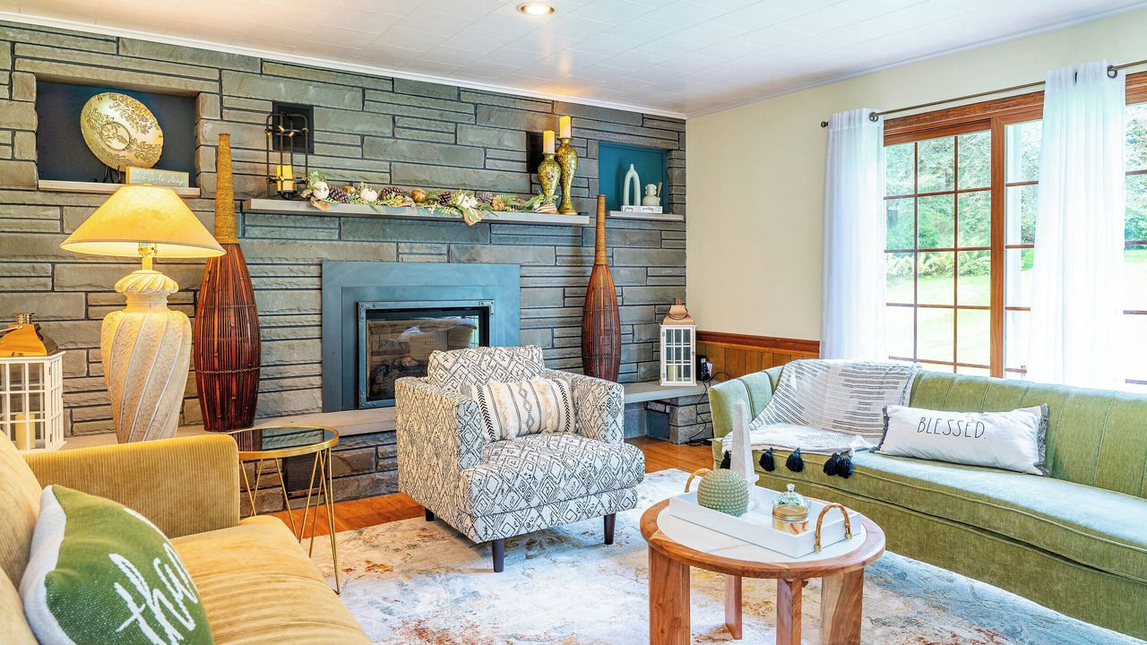 Photo of Livingroom in Starlight