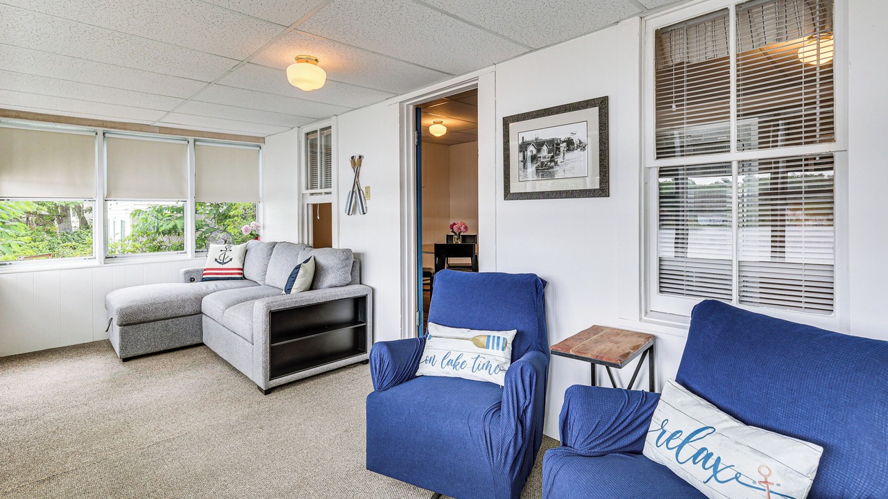 Photo of Livingroom in Thompson