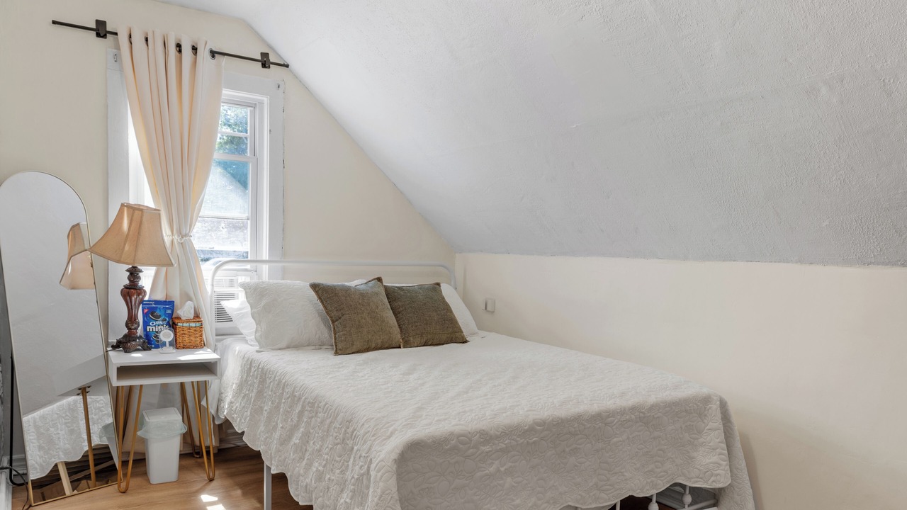Photo of Bedroom in Liverpool