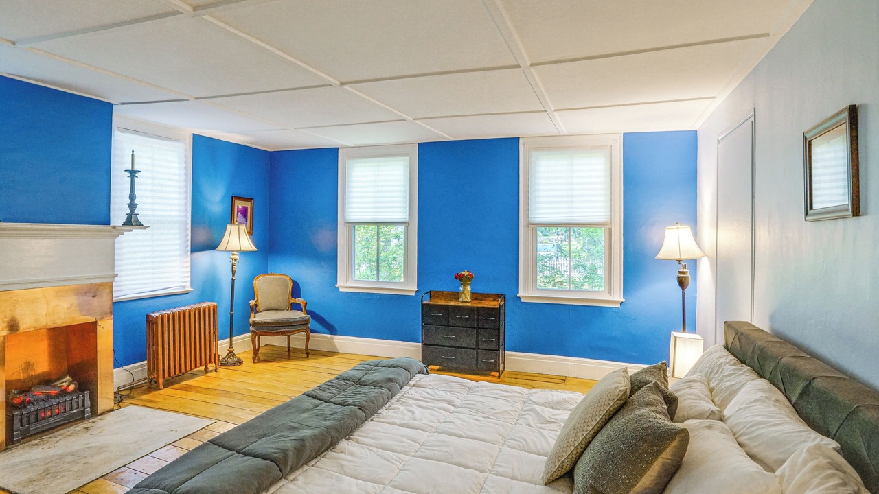 Photo of Bedroom in South Lee