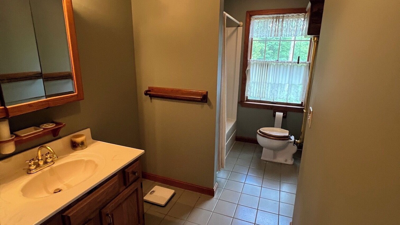Photo of Bathroom in Hampton