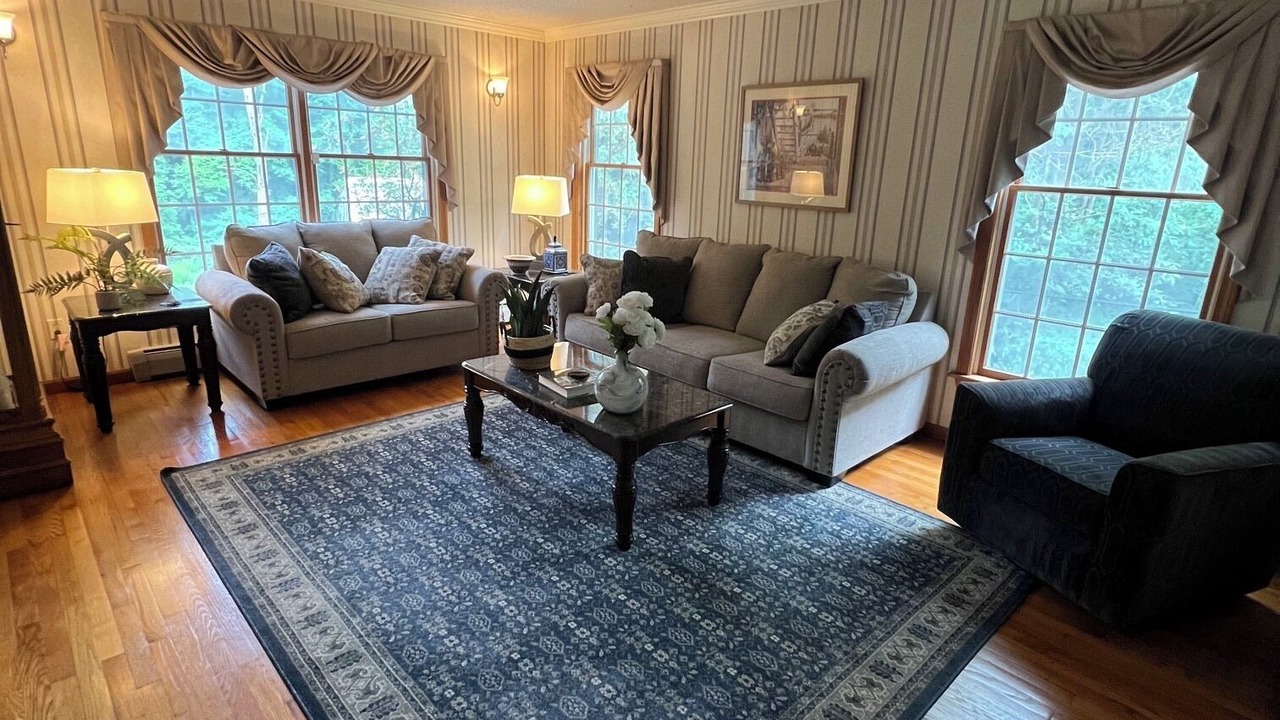 Photo of Livingroom in Hampton
