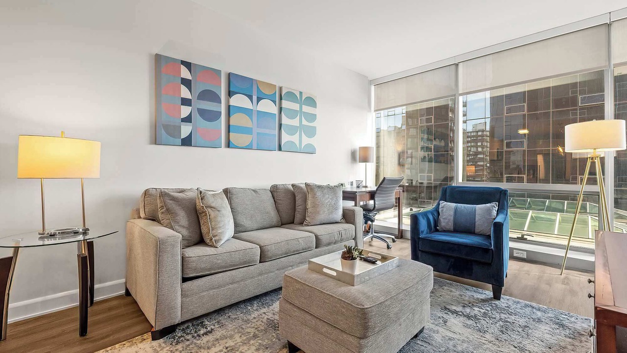 Photo of Livingroom in Downtown