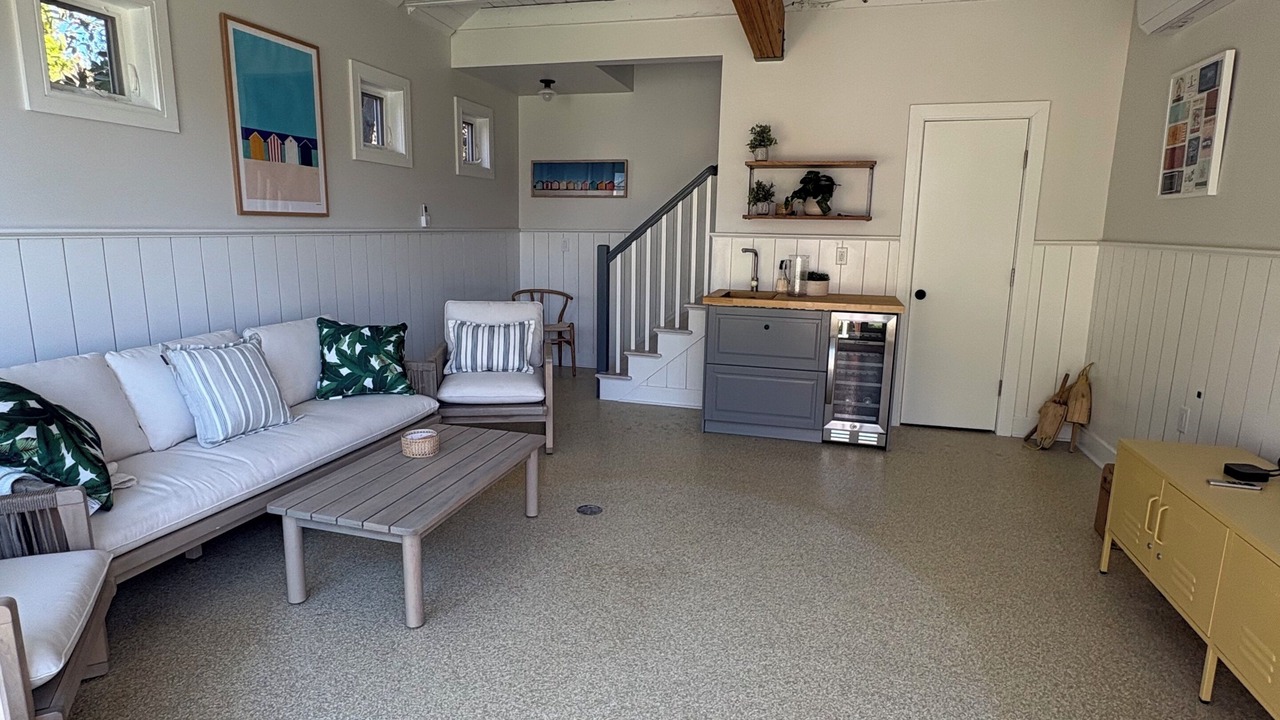 Photo of Bedroom in Spring Lake