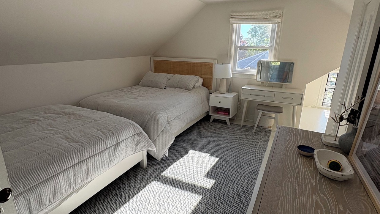 Photo of Bedroom in Spring Lake