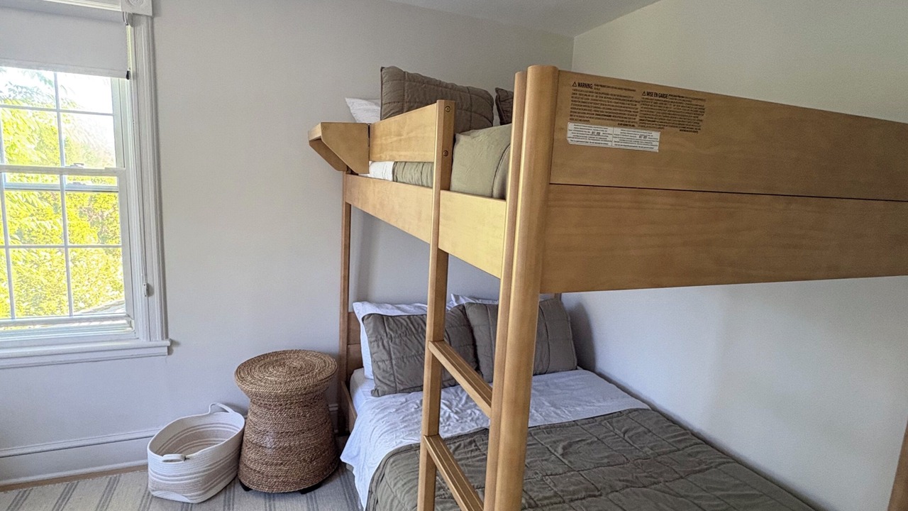 Photo of Bedroom in Spring Lake