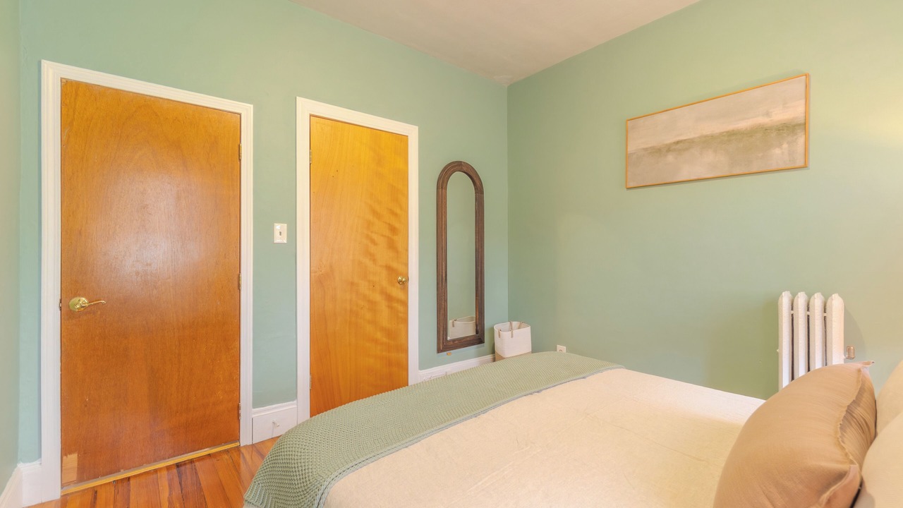 Photo of Bedroom in Medford