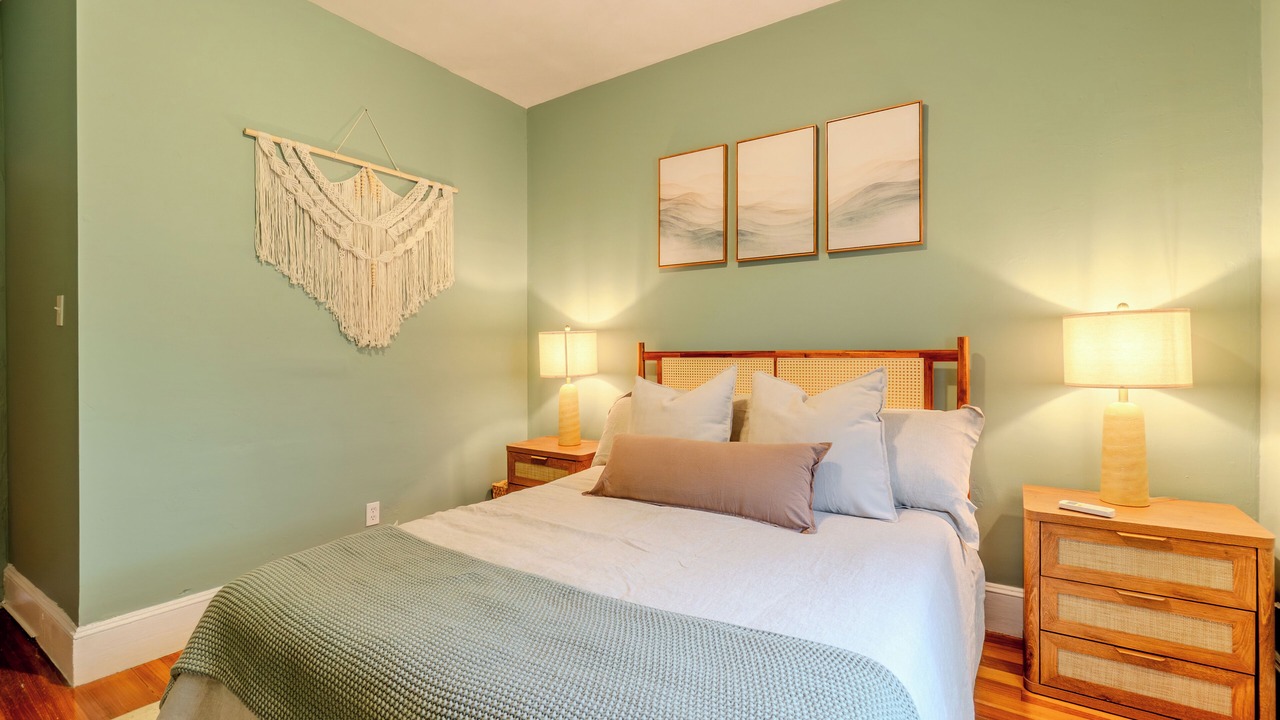 Photo of Bedroom in Medford