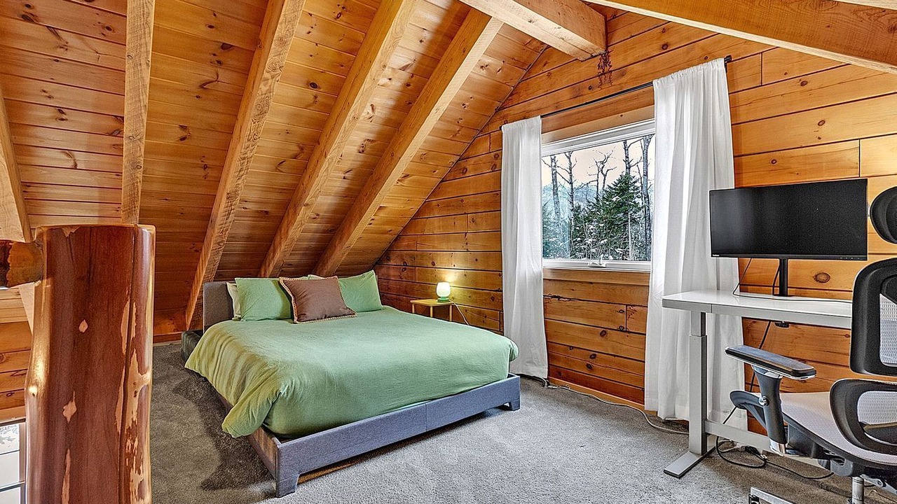 Photo of Bedroom in Warren