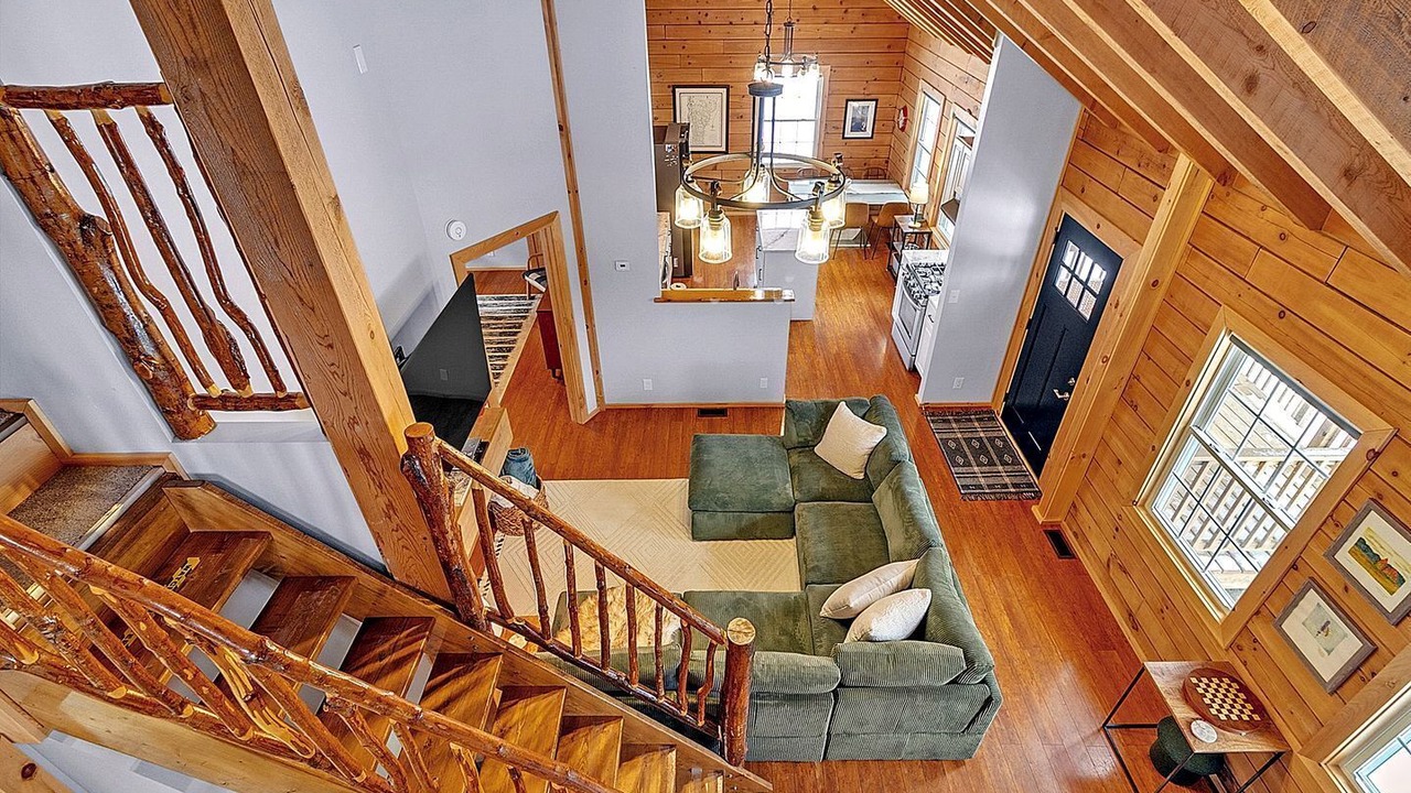 Photo of Livingroom in Warren