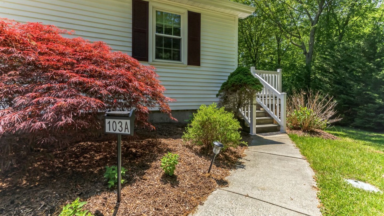 Photo of Outdoor in Old Mystic
