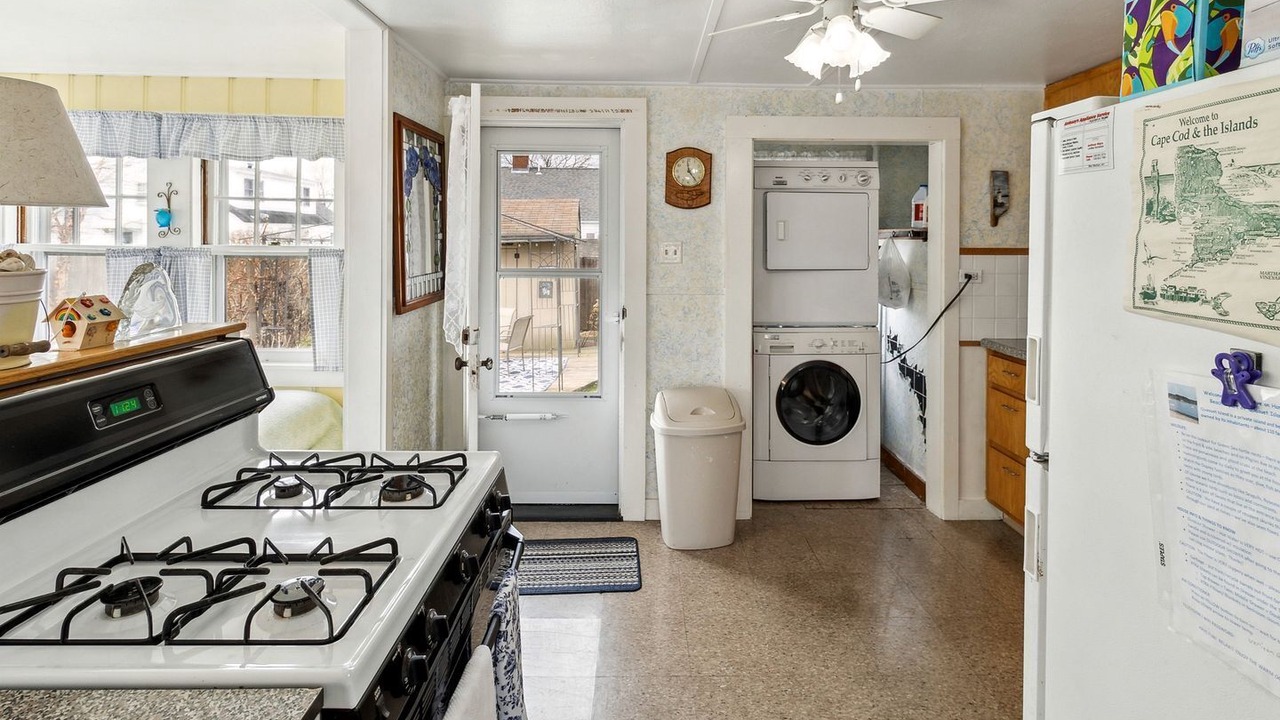 Photo of Kitchen in Wareham Center