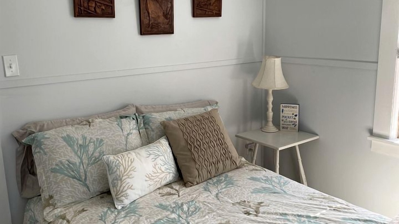 Photo of Bedroom in Wareham Center