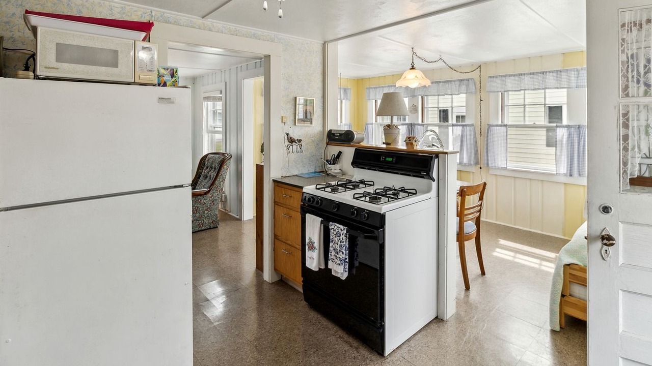 Photo of Kitchen in Wareham Center