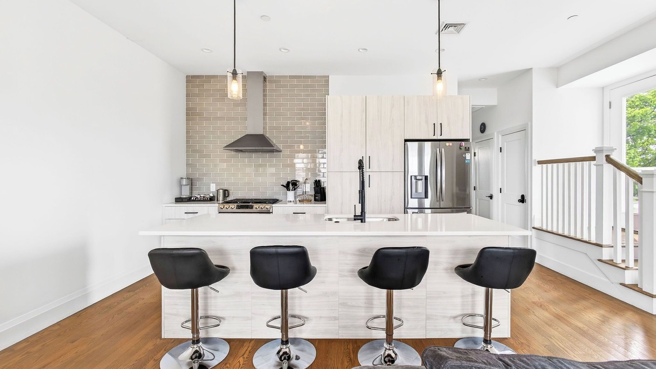 Photo of Kitchen in Harbor View - Orient Heights