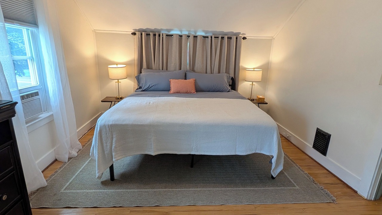 Photo of Bedroom in Auburn