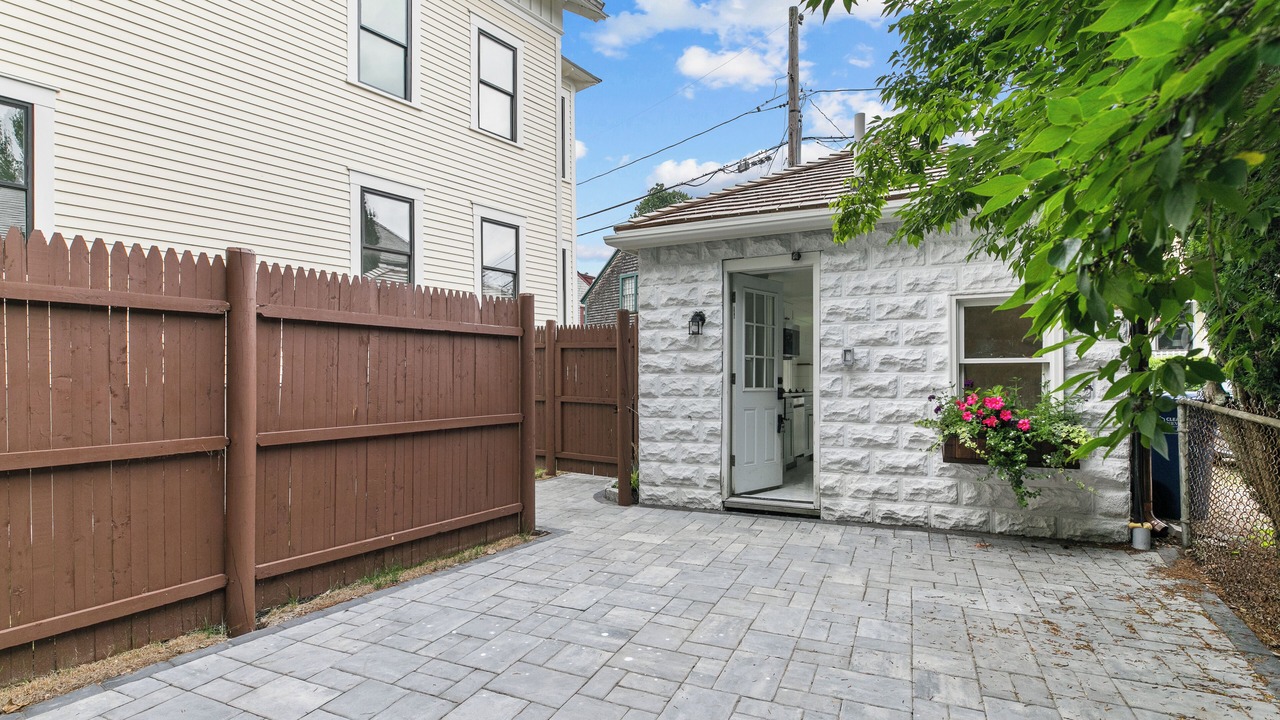Photo of Outdoor in Newport