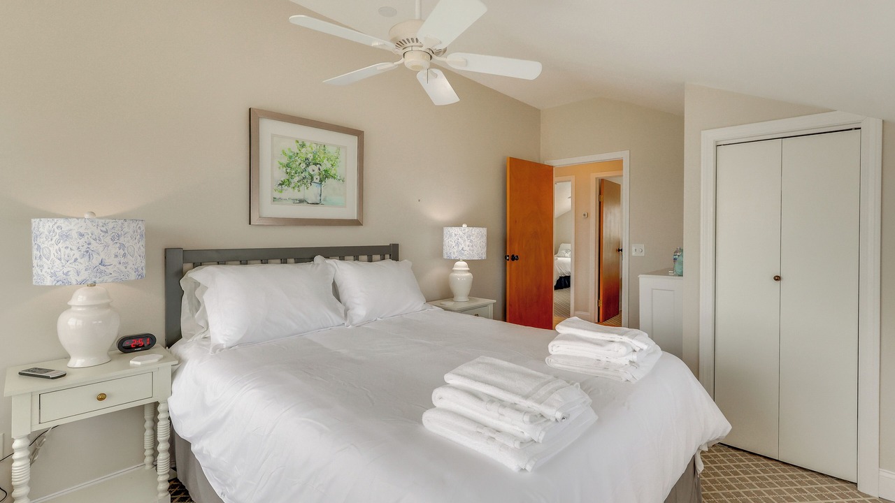 Photo of Bedroom in Momauguin